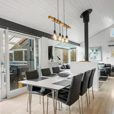 1185-ringkobing-hjelmevej-33 *