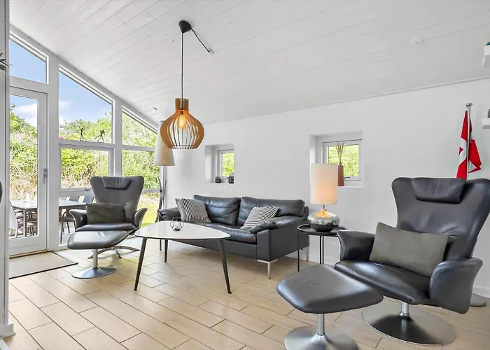 1185-ringkobing-hjelmevej-33 * Søndervig